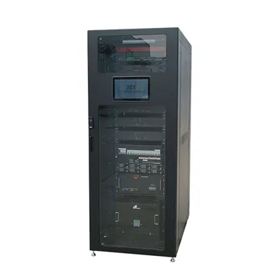 Off-grid solar-powered containers used for bidirectional charging at tourist attractions
